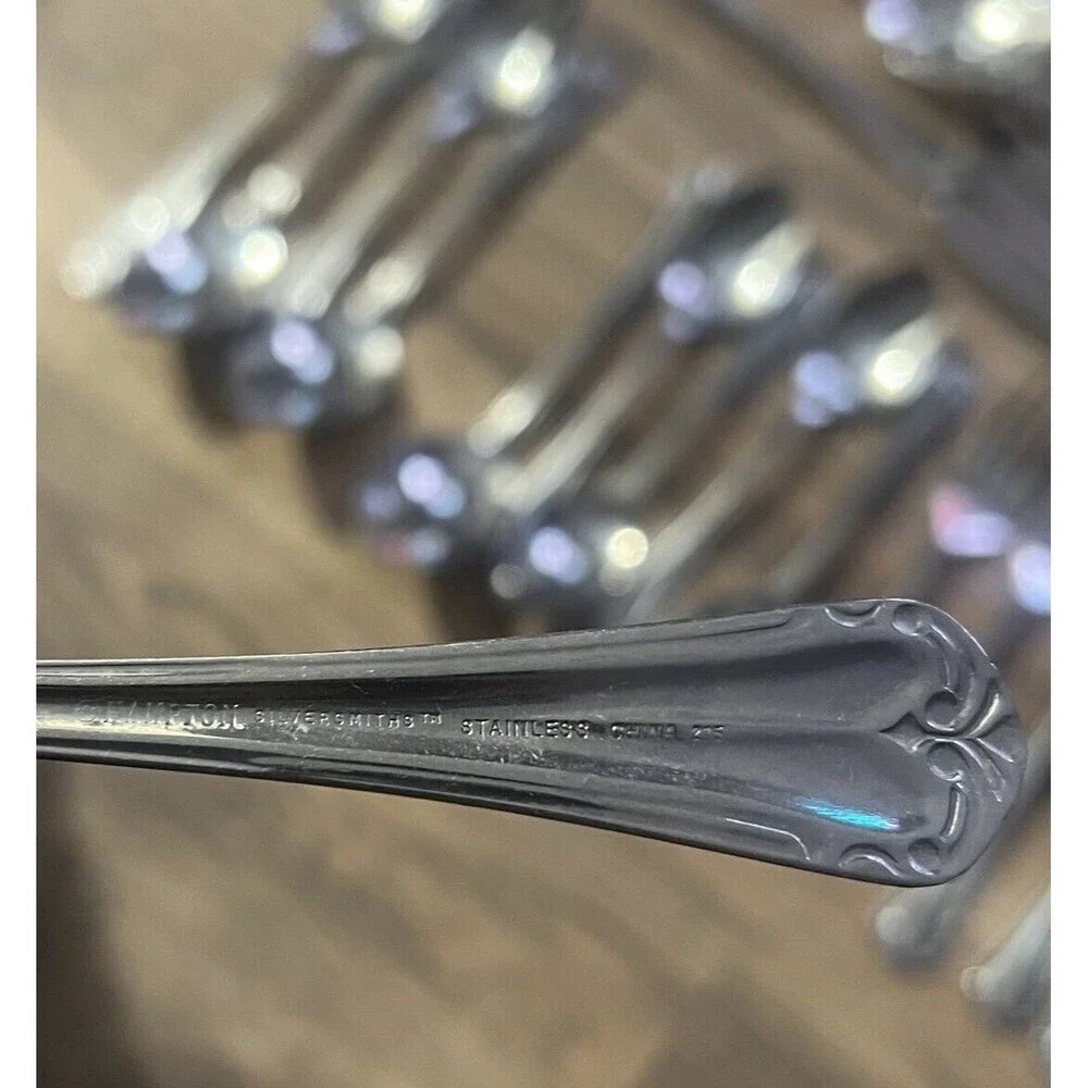 30 Piece Set Hampton Silversmiths Stainless China 215 Forks Spoons Knives